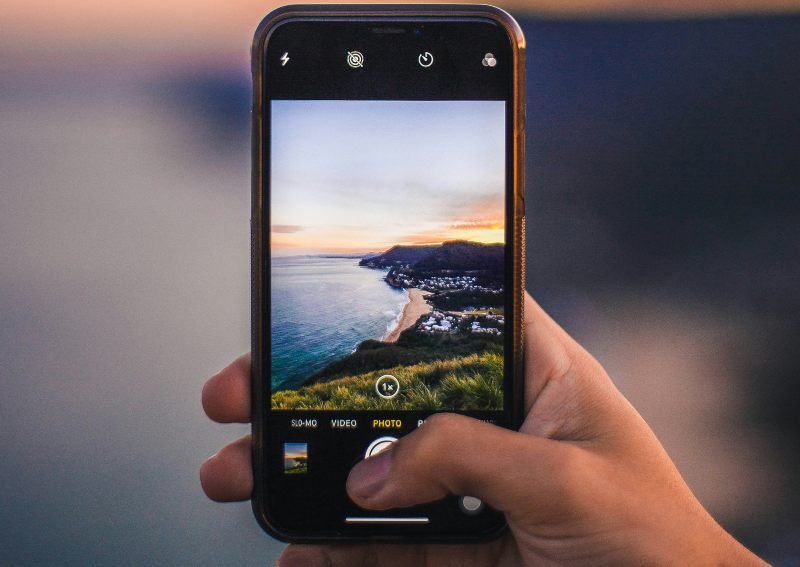 7 Travel Apps to Make the Experience Less Stressful